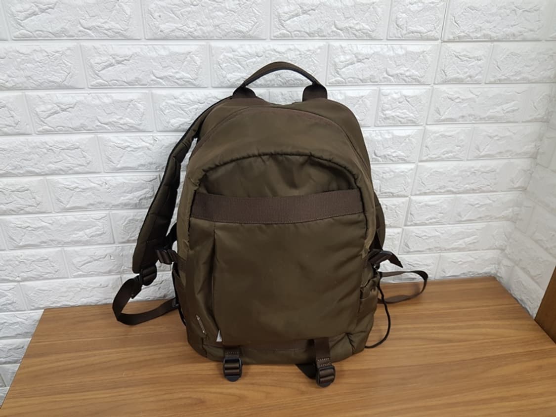 만다리나덕 남성 백팩 (정품) 상품이미지1