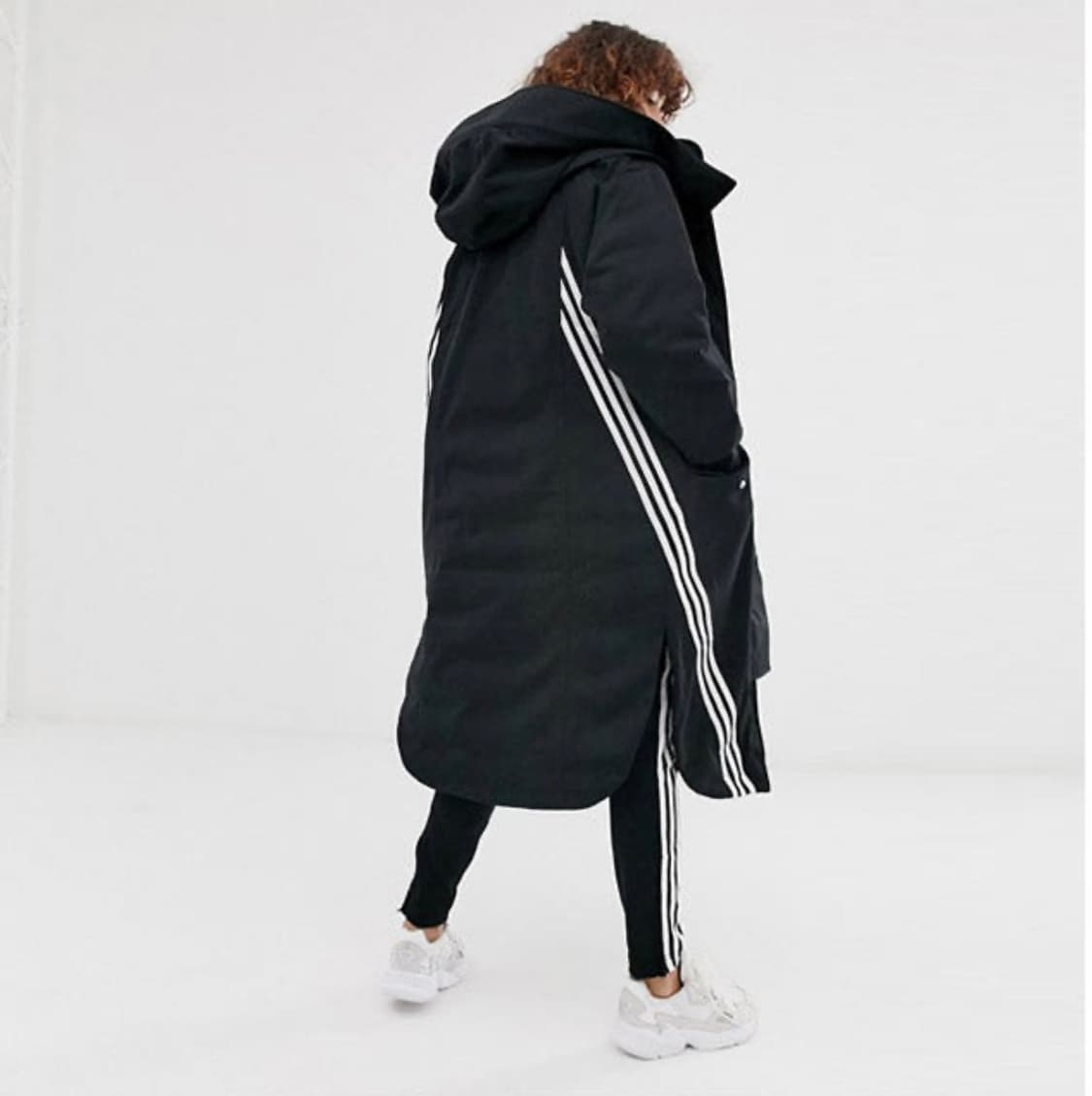 패셔너블한 아디다스 야상형 롱패딩 여성 라지이지만 프리사이즈 상품이미지3