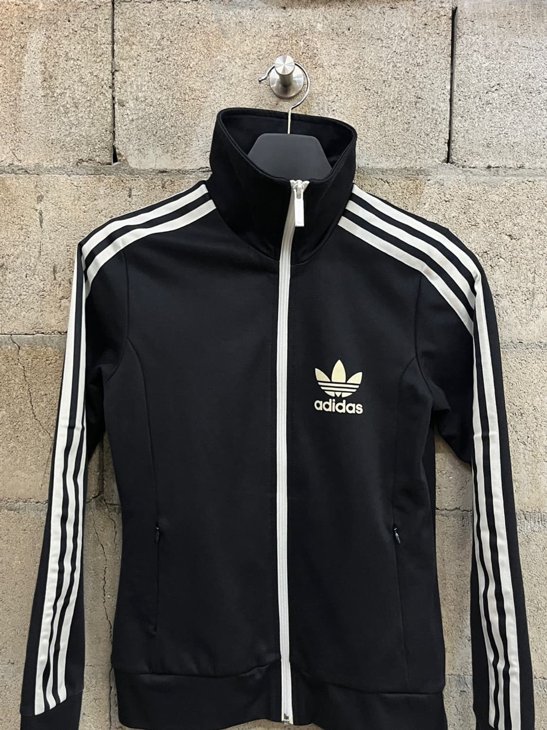 아디다스 블랙 트랙 탑 져지 상품이미지2