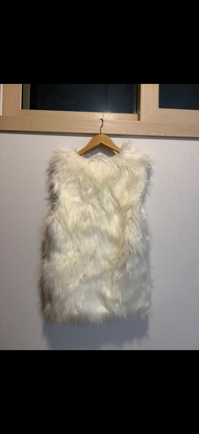 아이보리 베스트 퍼 자켓 상품이미지2