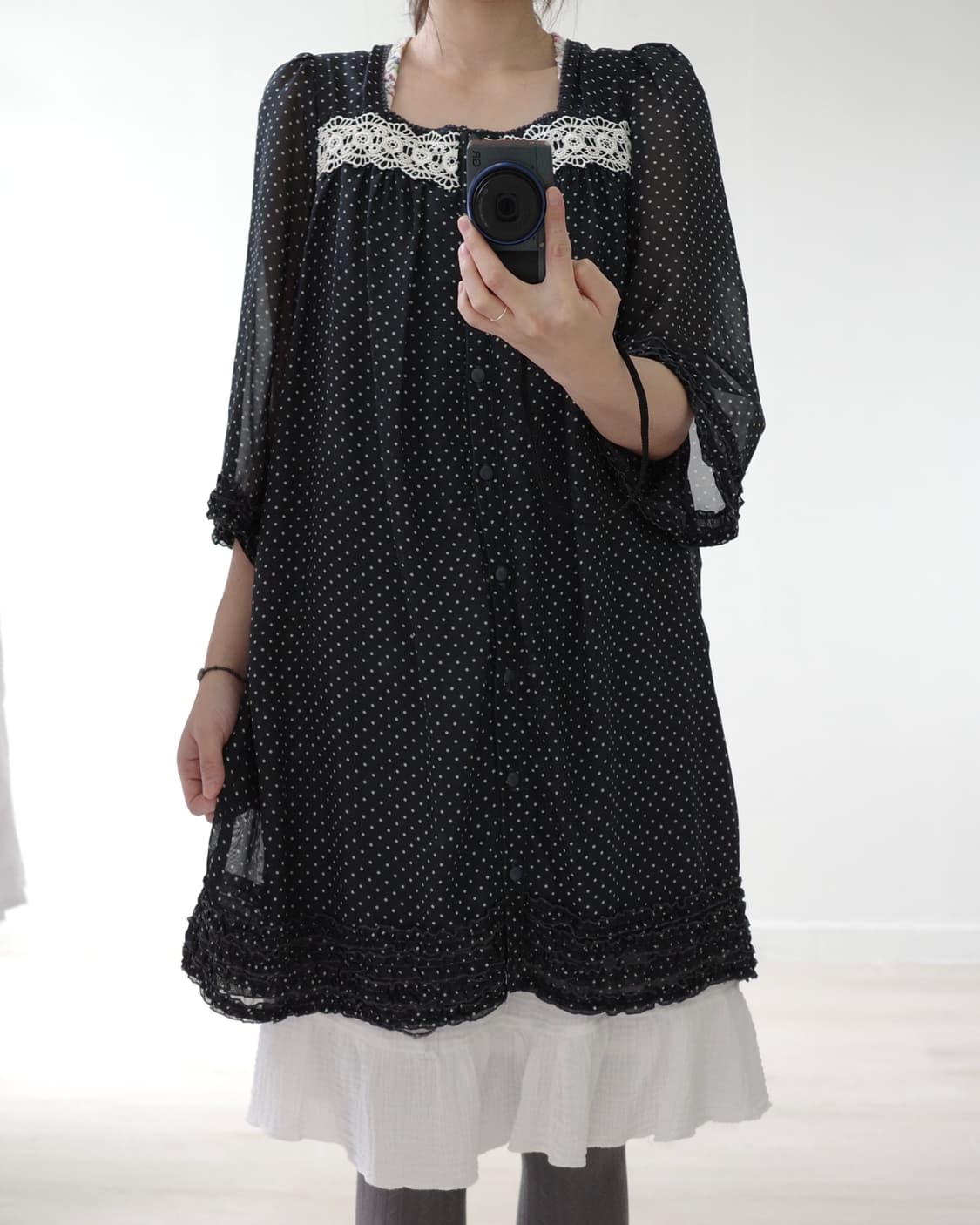 Black polka dot lace blouse 상품이미지8