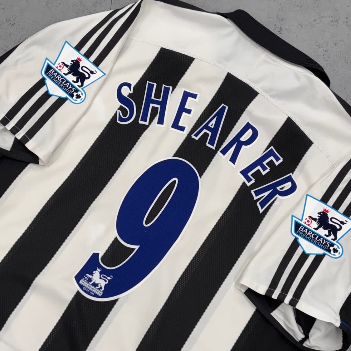 아디다스 03-05 뉴캐슬 유나이티드 홈 시어러 유니폼  상품이미지4