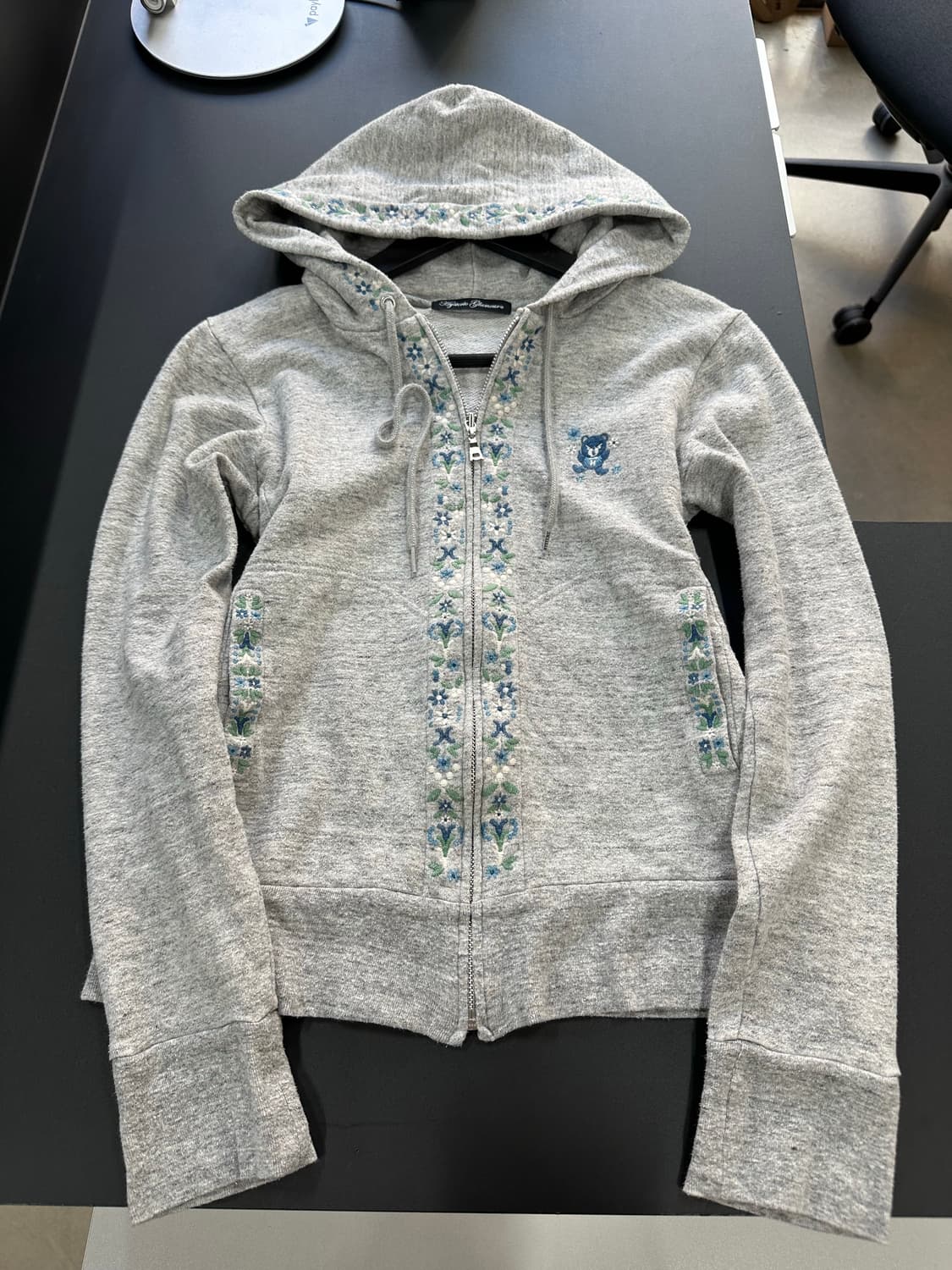 히스테릭글래머 퍽베어 플라워 자수 후드집업 상품이미지4