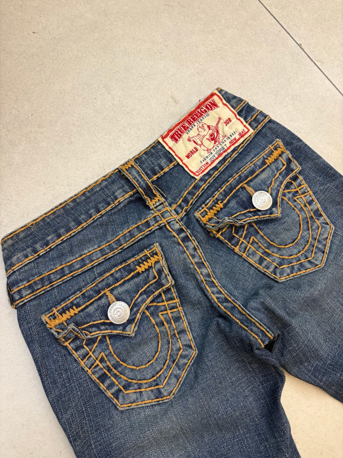 트루릴리전 JOEY SUPERT 부츠컷 데님 상품이미지4