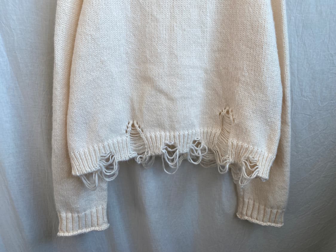 화이트 데미지 니트(L) 상품이미지5