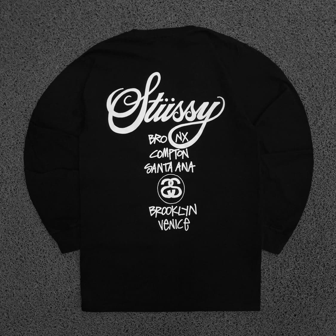STUSSY  스투시 월드투어 롱슬리브 블랙 티셔츠 상품이미지1