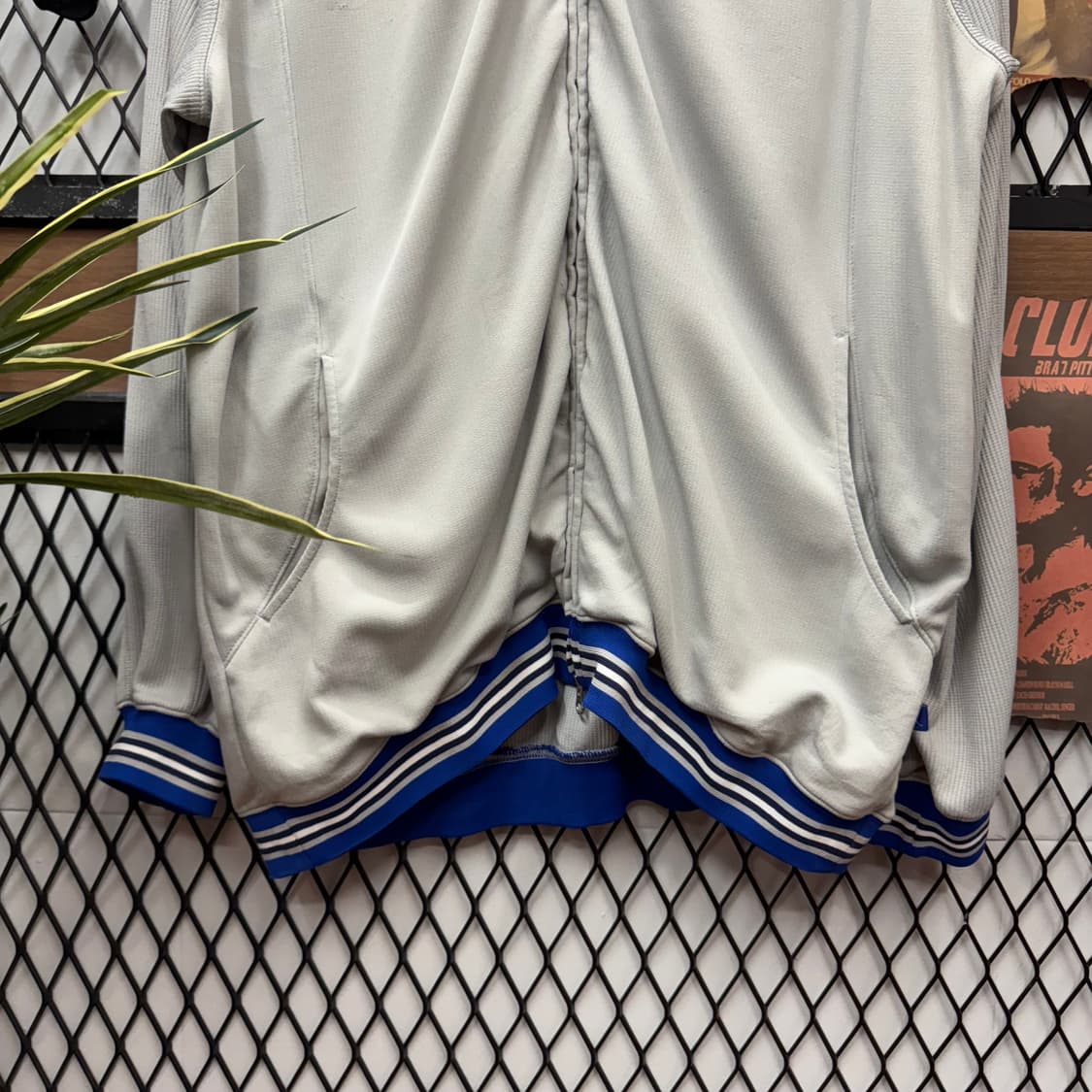00s 에어조던 롱트랙자켓 전면 23 레터링 포인트 화이트 블루 배색 상품이미지4