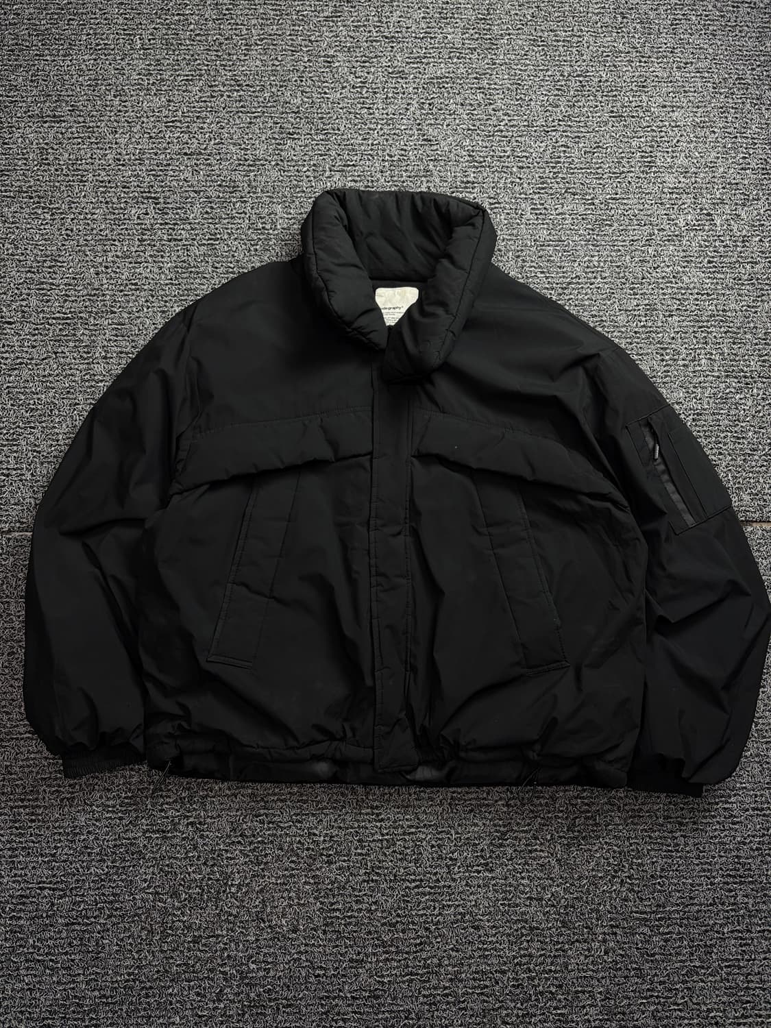 코드그라피 유틸리티 블랙 푸퍼 숏 패딩 1849 상품이미지2