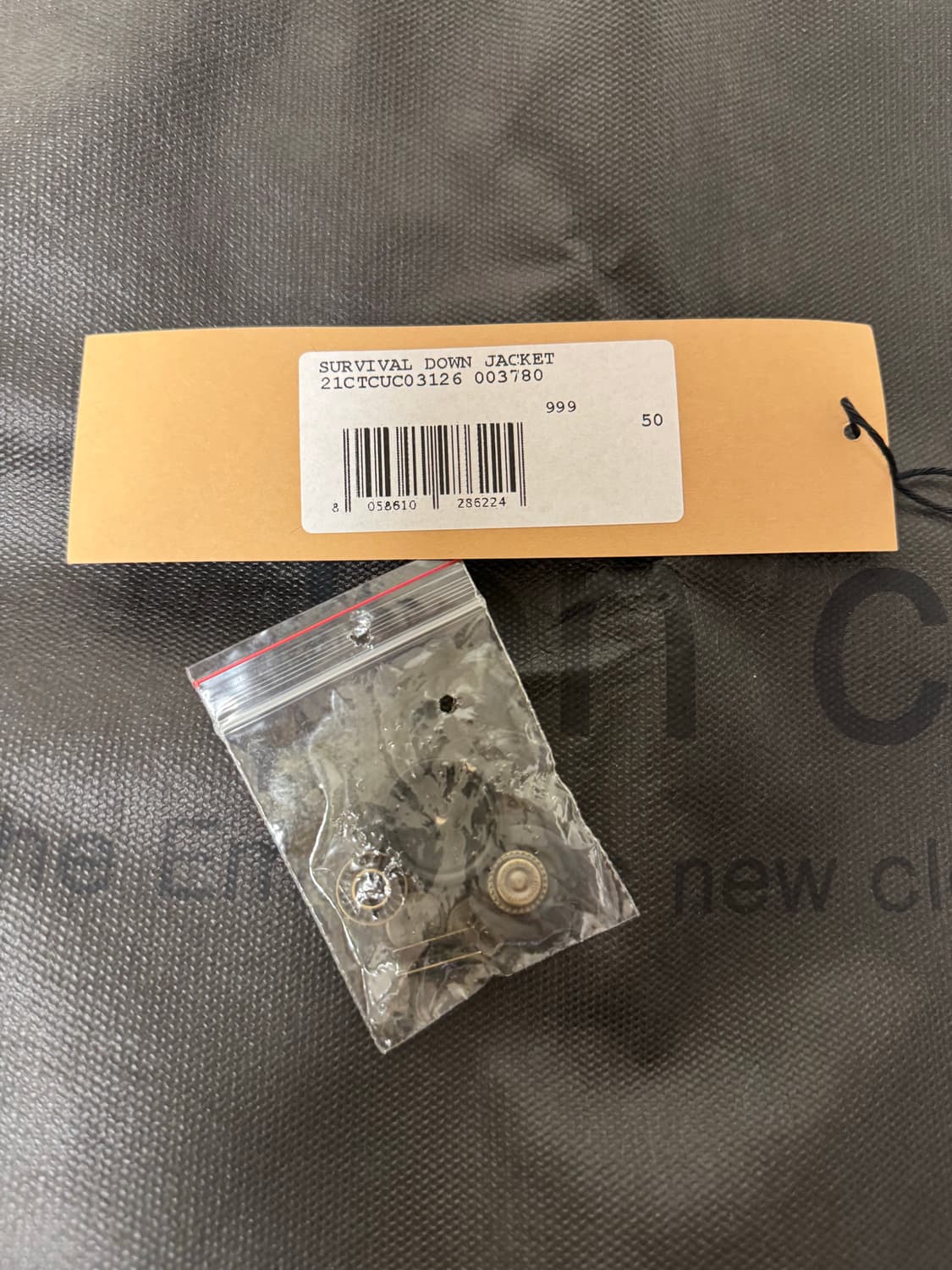 텐씨 (Ten C) 서바이벌 다운 자켓 블랙 상품이미지3