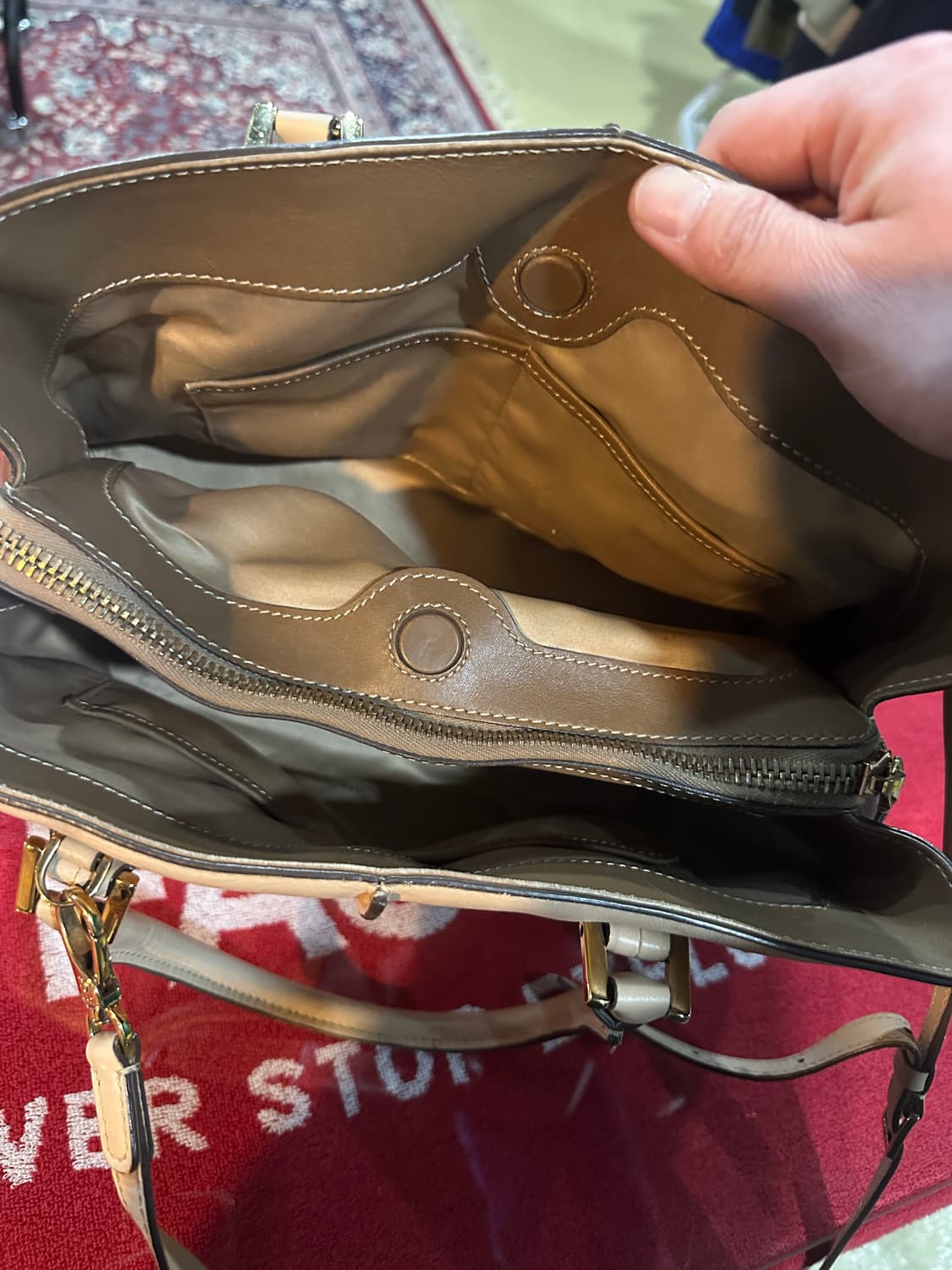 토즈 가죽 크로스백 아이보리 상품이미지6