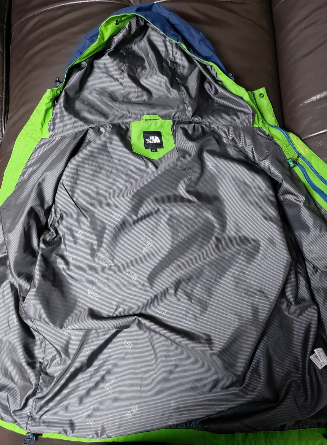 노스페이스 락스타 자켓 (100~105)

 상품이미지6