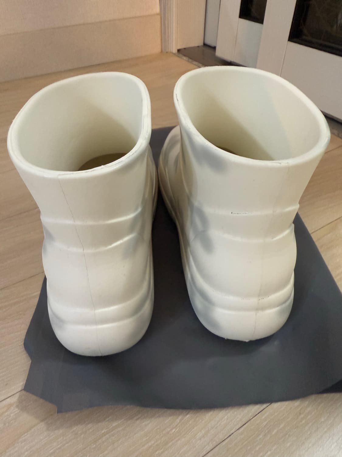 락피쉬 민주킴 플로럴 섀도우 레인부츠 숏 화이트 240 UK4.5 상품이미지2