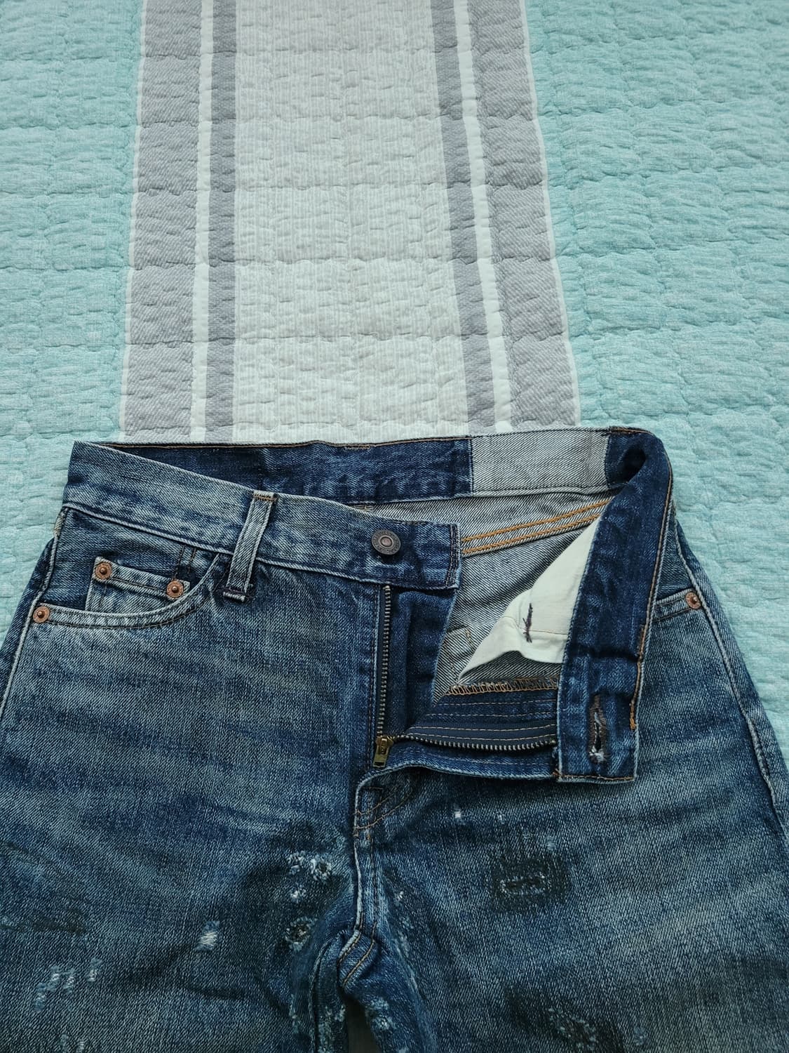 리바이스 빈티지클로징 LVC 69505. 디스리페어 슬림스키니 셀비지  상품이미지4