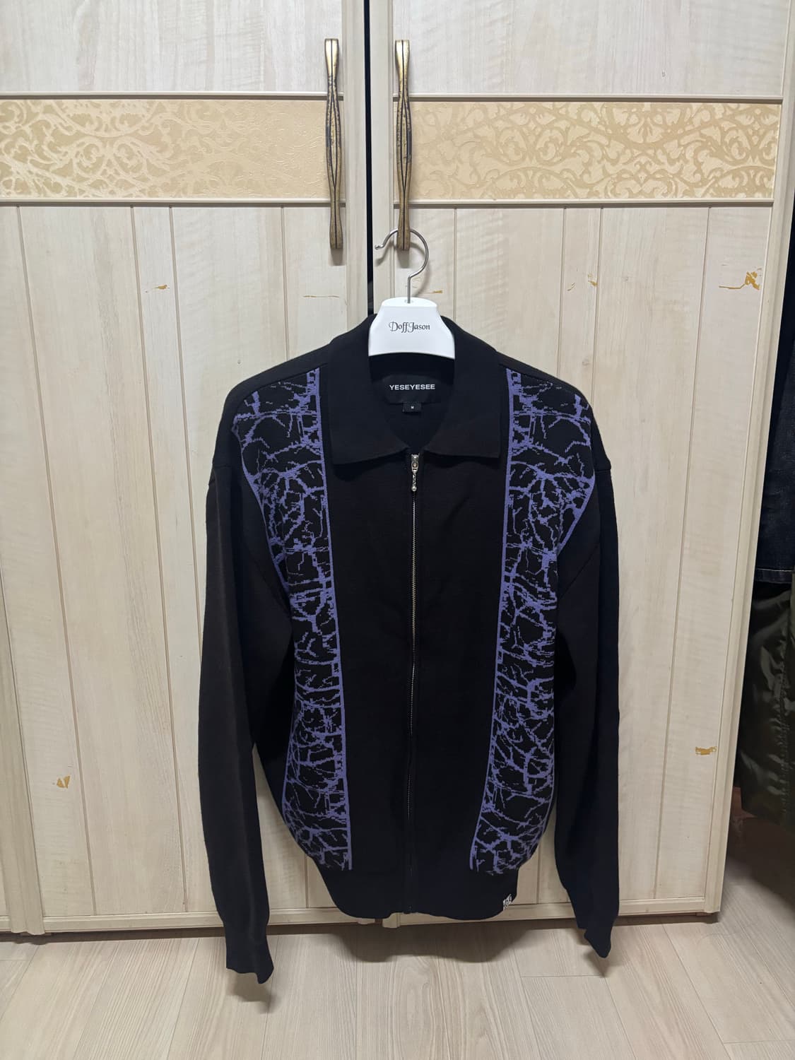 예스아이씨 블랙 집업 니트 가디건 상품이미지2