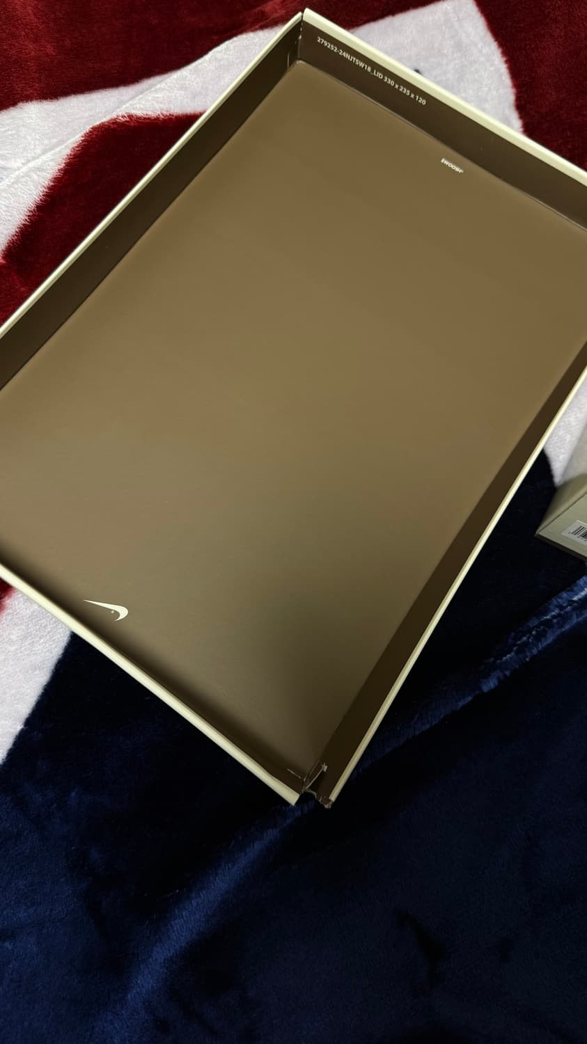 [290] 나이키 트래비스 스캇 로우 리버스 올리브 상품이미지9