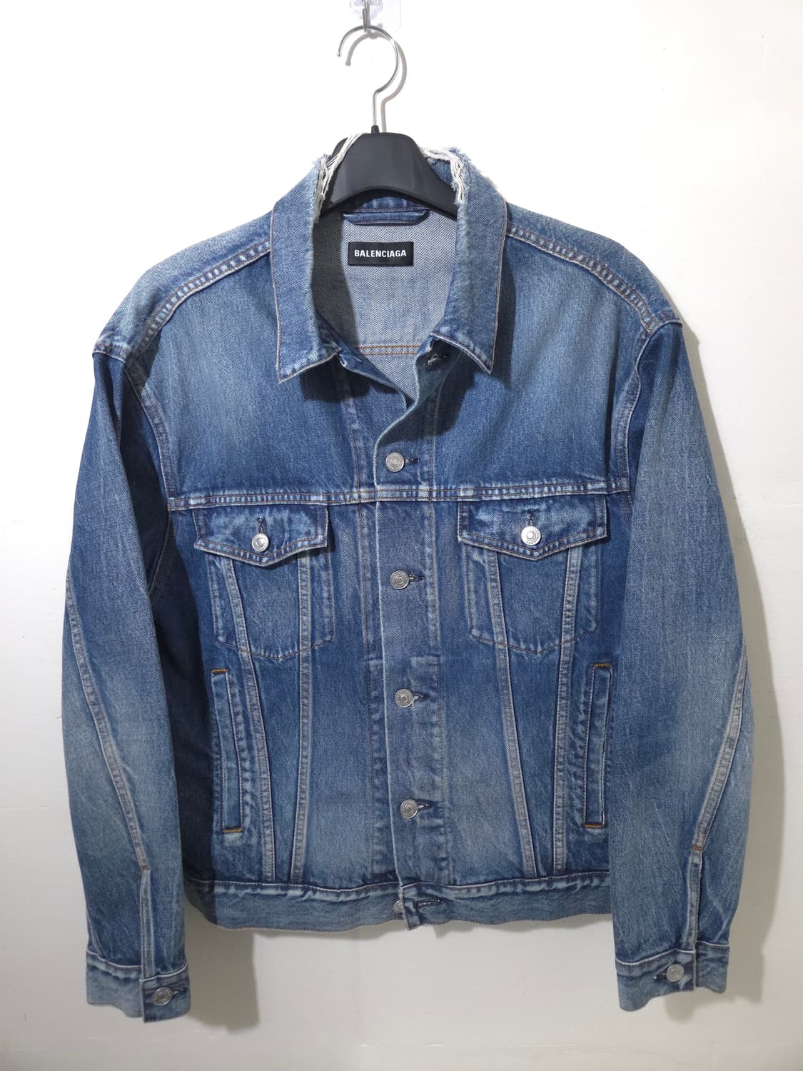 [새상품급] 발렌시아가 백로고 데님 청자켓 44Size 상품이미지1