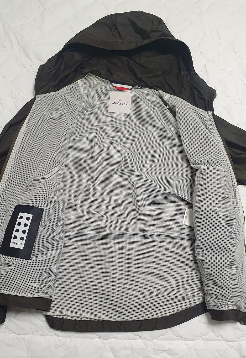 몽클레어x지니어스 빅와펜 바람막이(다크올리브,3) 상품이미지5