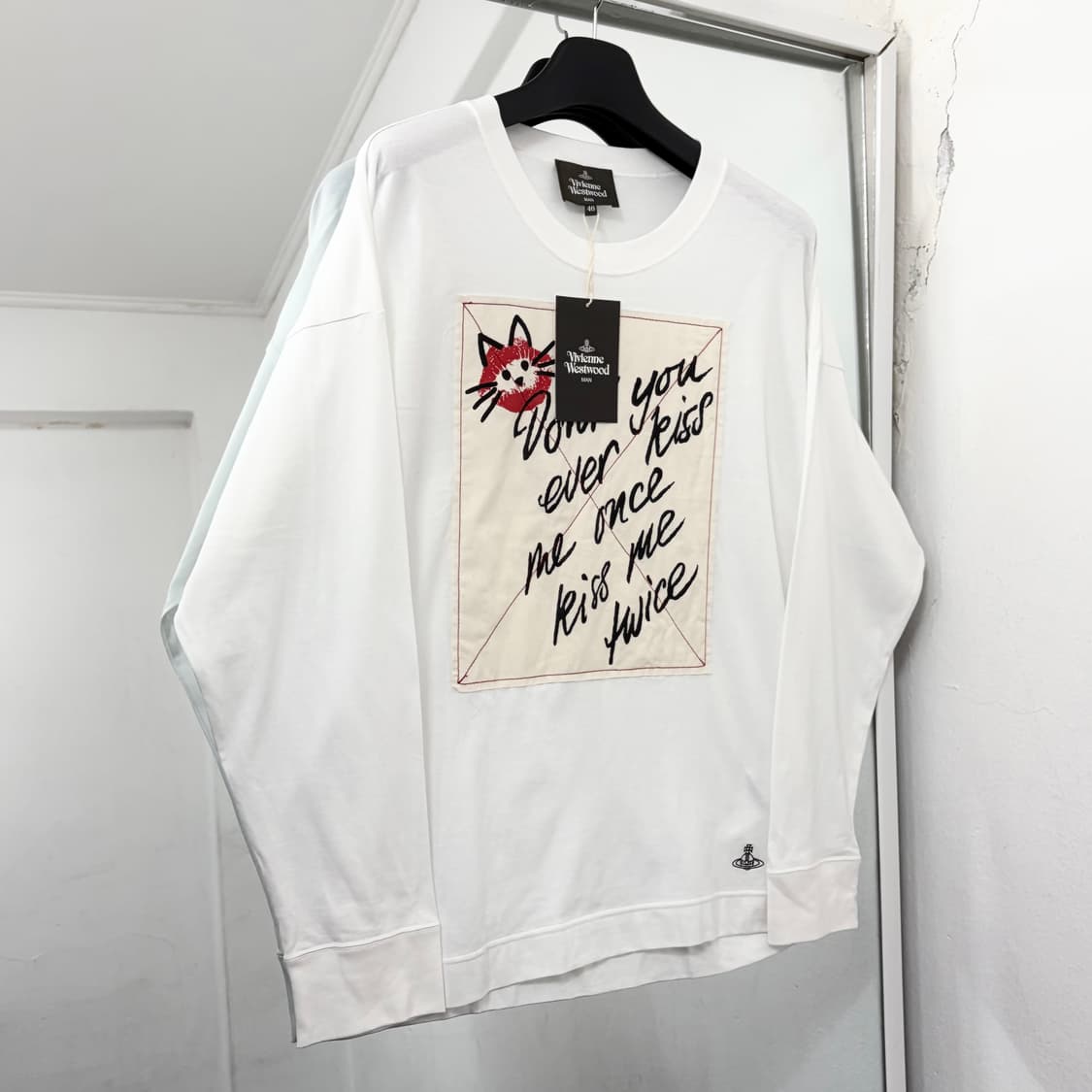 (새상품) 비비안웨스트우드 23AW 롱슬리브 상품이미지1