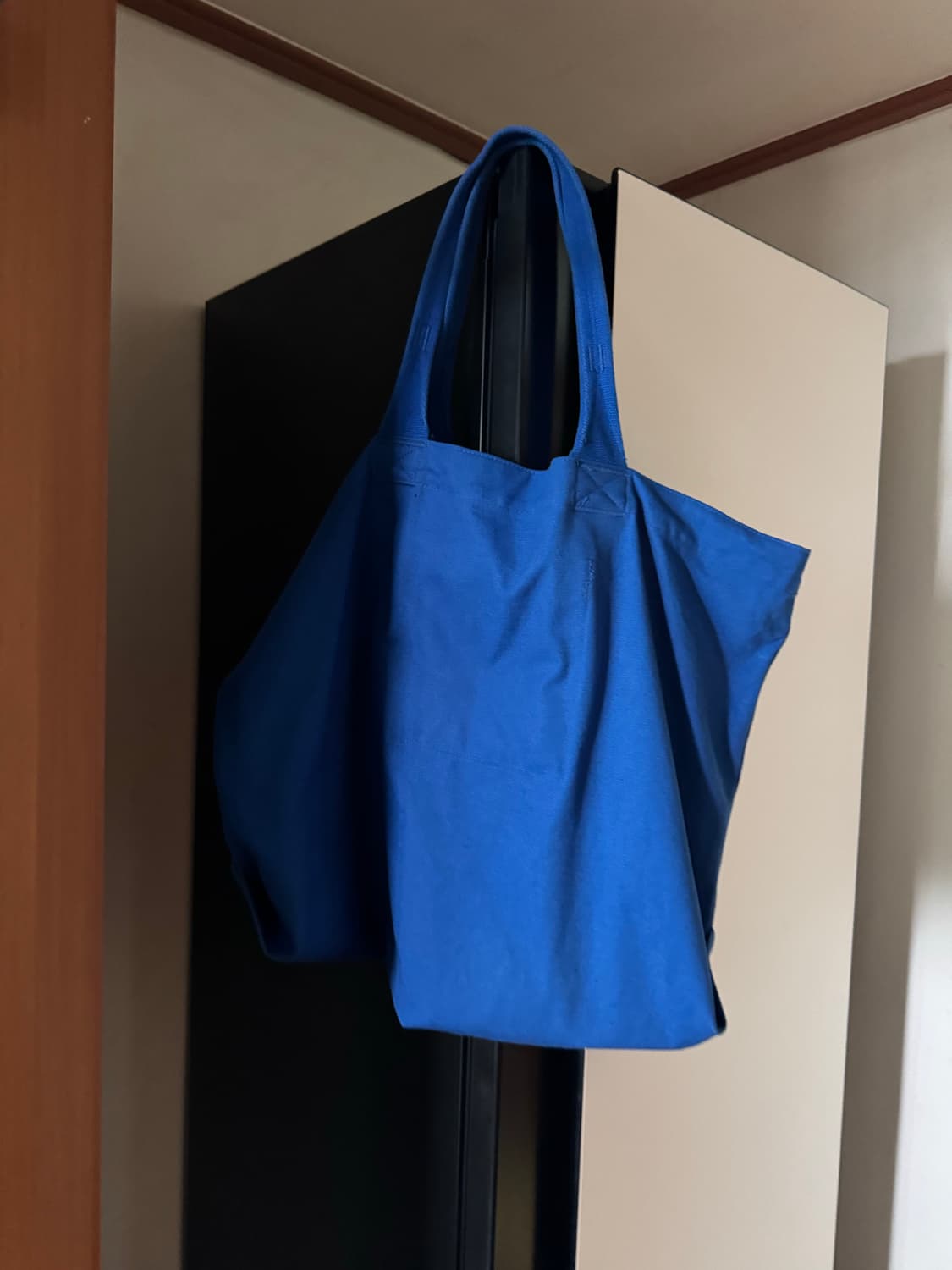 아르켓 서울 팝업 한정 토트백 상품이미지2