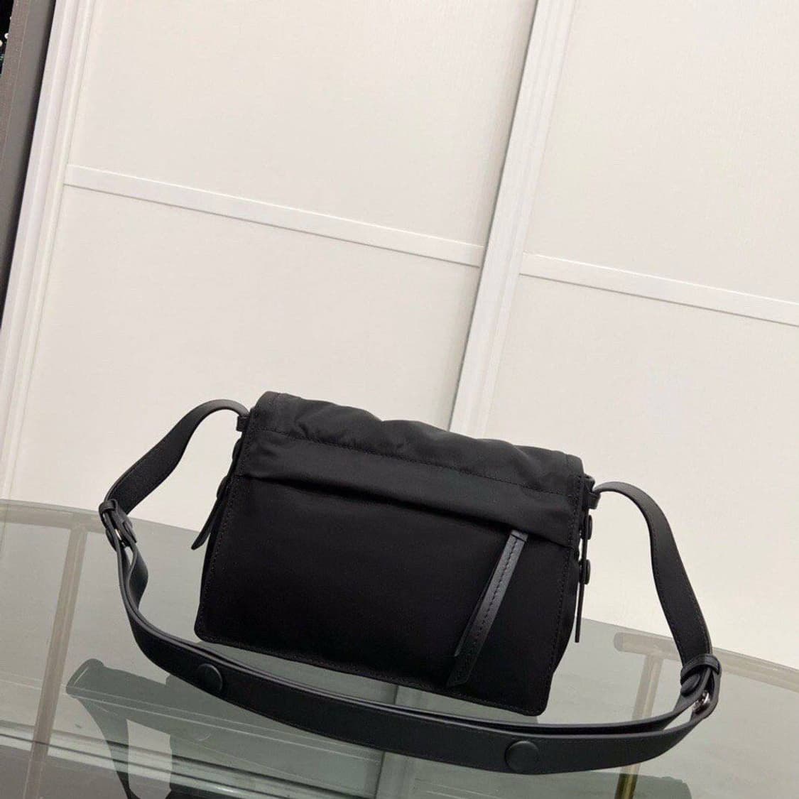 프라다 스몰 패딩 리나일론 숄더백 상품이미지3