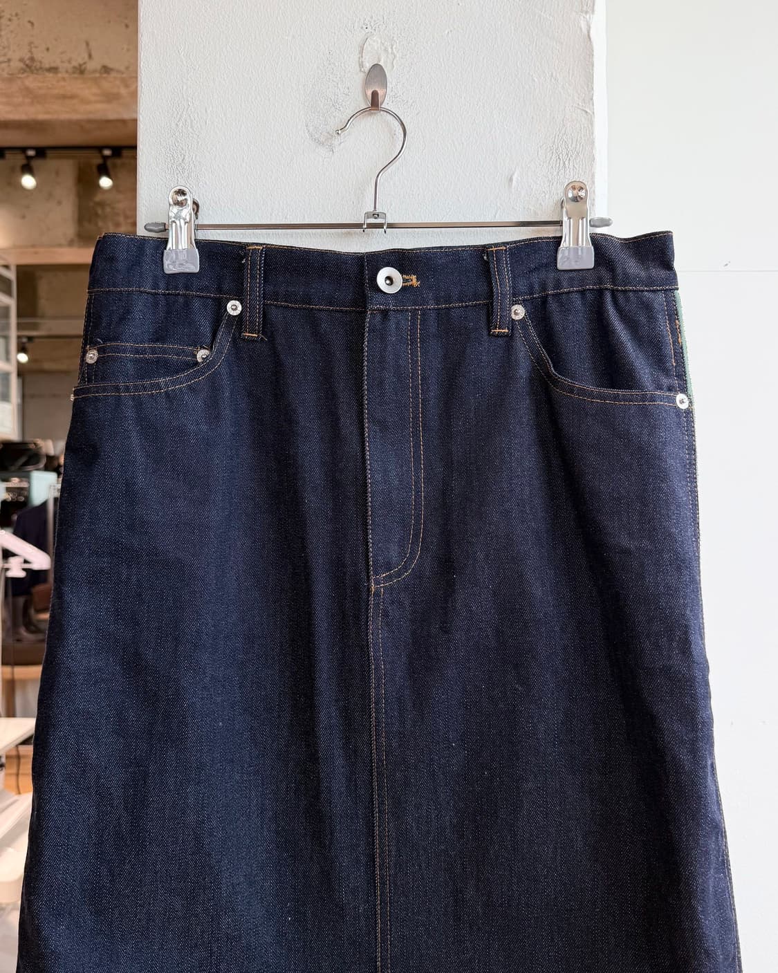 아페쎄 x 사카이 데님 플리츠 스커트  상품이미지3