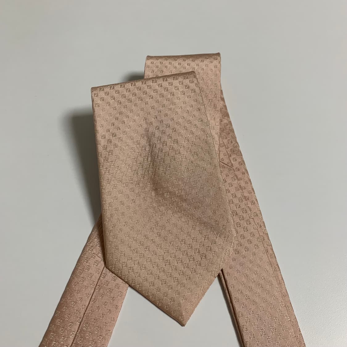 펜디(FENDI) FF스몰로고 모노그램 신형라벨 명품넥타이 A+등급 상품이미지9