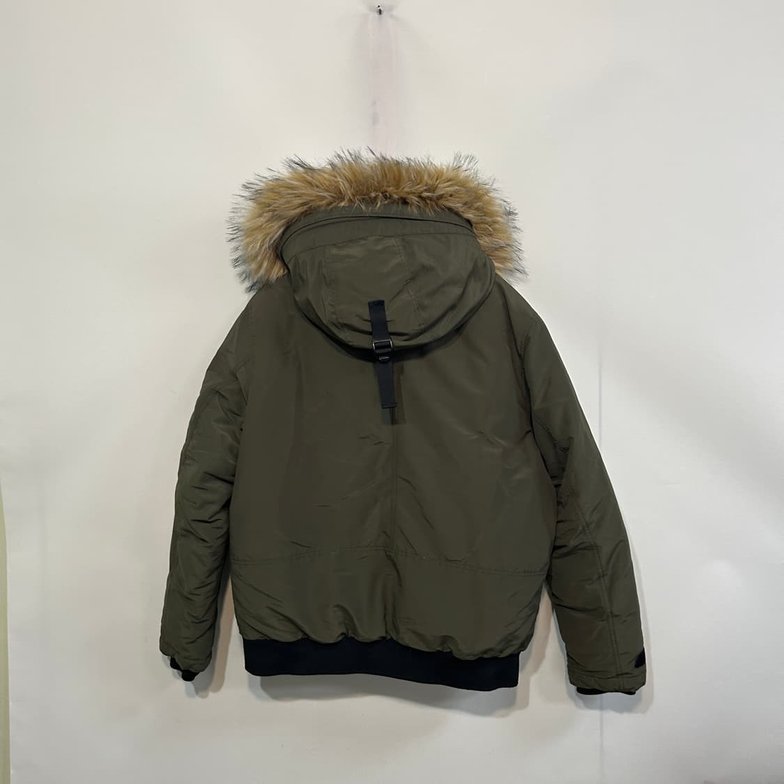 내셔널지오그래픽 남성 타루가 다운 패딩 105 상품이미지3