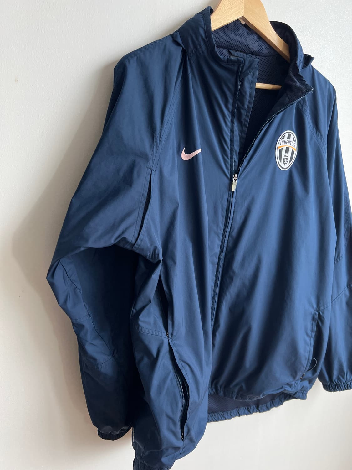 나이키 유벤투스 바람막이 L 상품이미지4