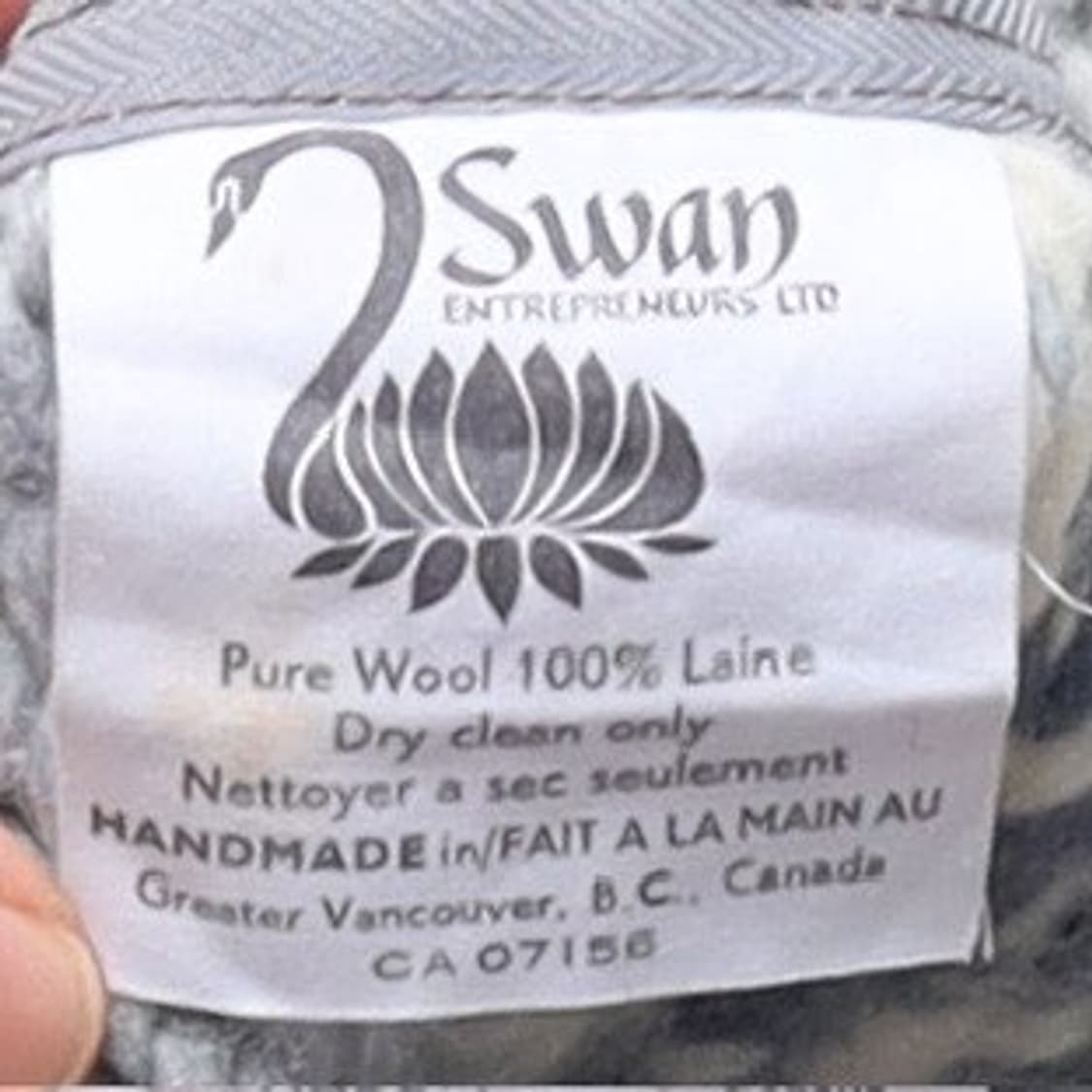 Swan Thunderbird Pattern Wool Cardigan 상품이미지7