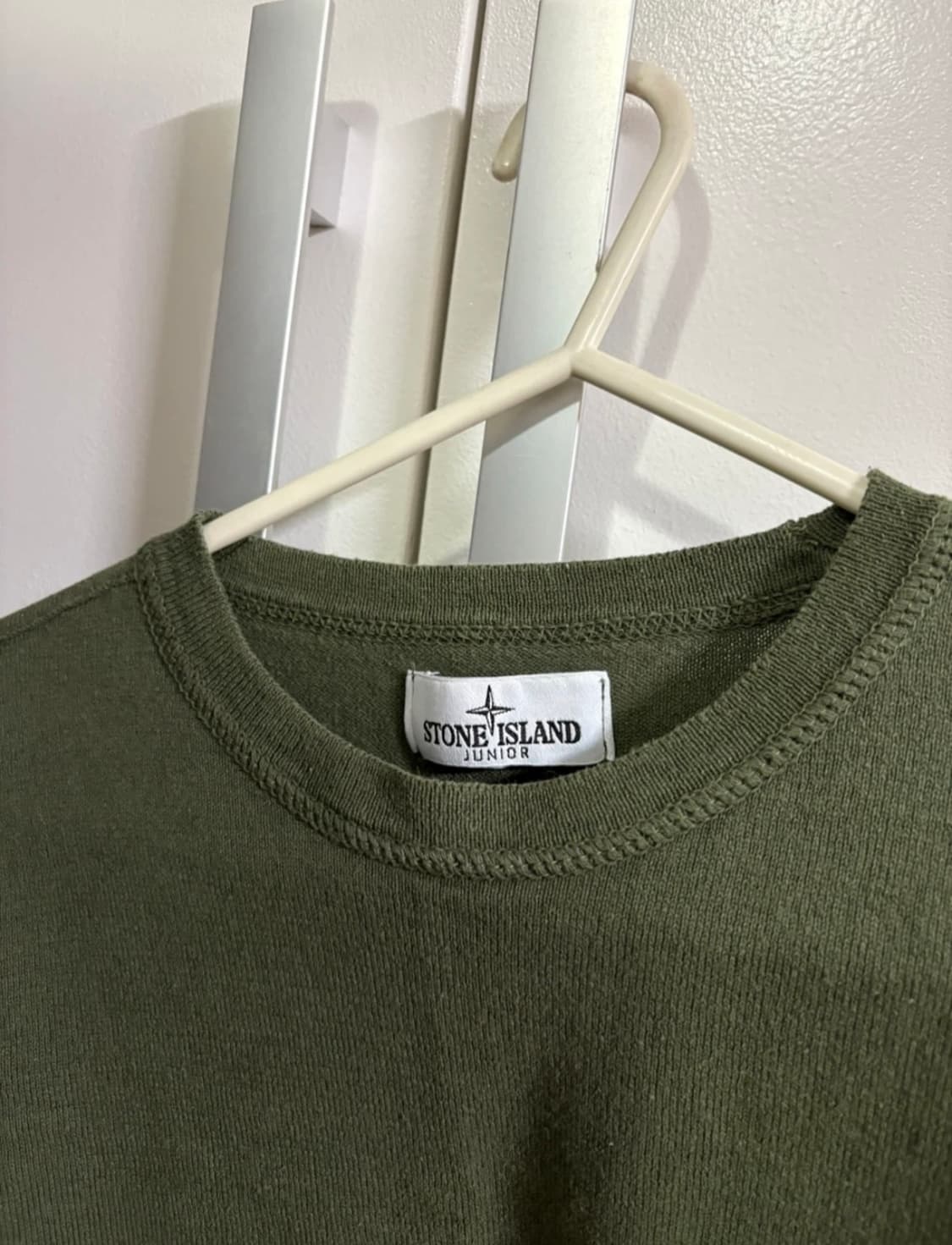 스톤아일랜드 카키 니트 상품이미지2