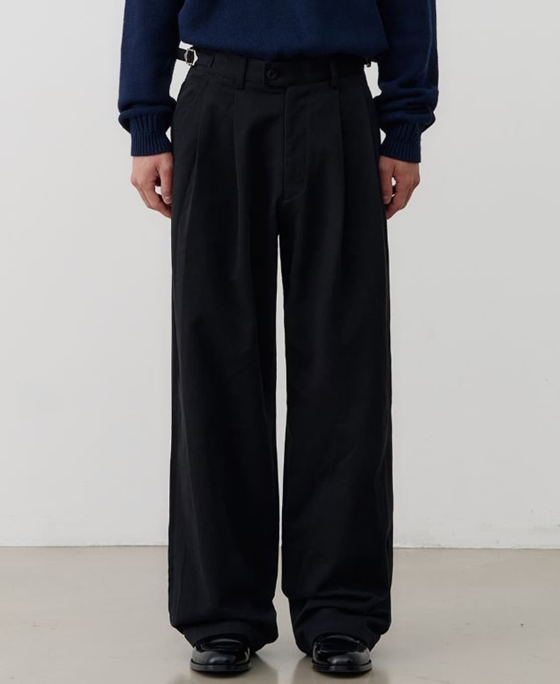 새제품 2사이즈) 노운 와이드 치노 블랙 상품이미지2