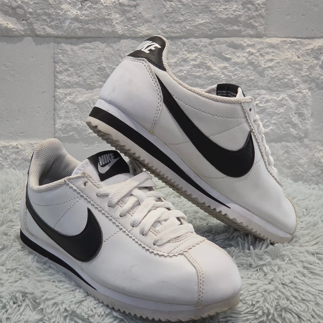 6x-1:Nike 나이키 클래식 코르테즈 화이트/블랙 (235) 상품이미지4