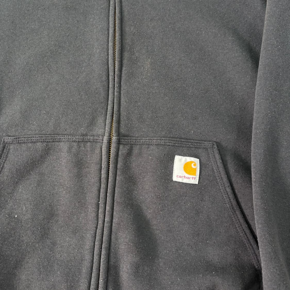 105 칼하트 WIP 챠콜 후드집업 상품이미지3