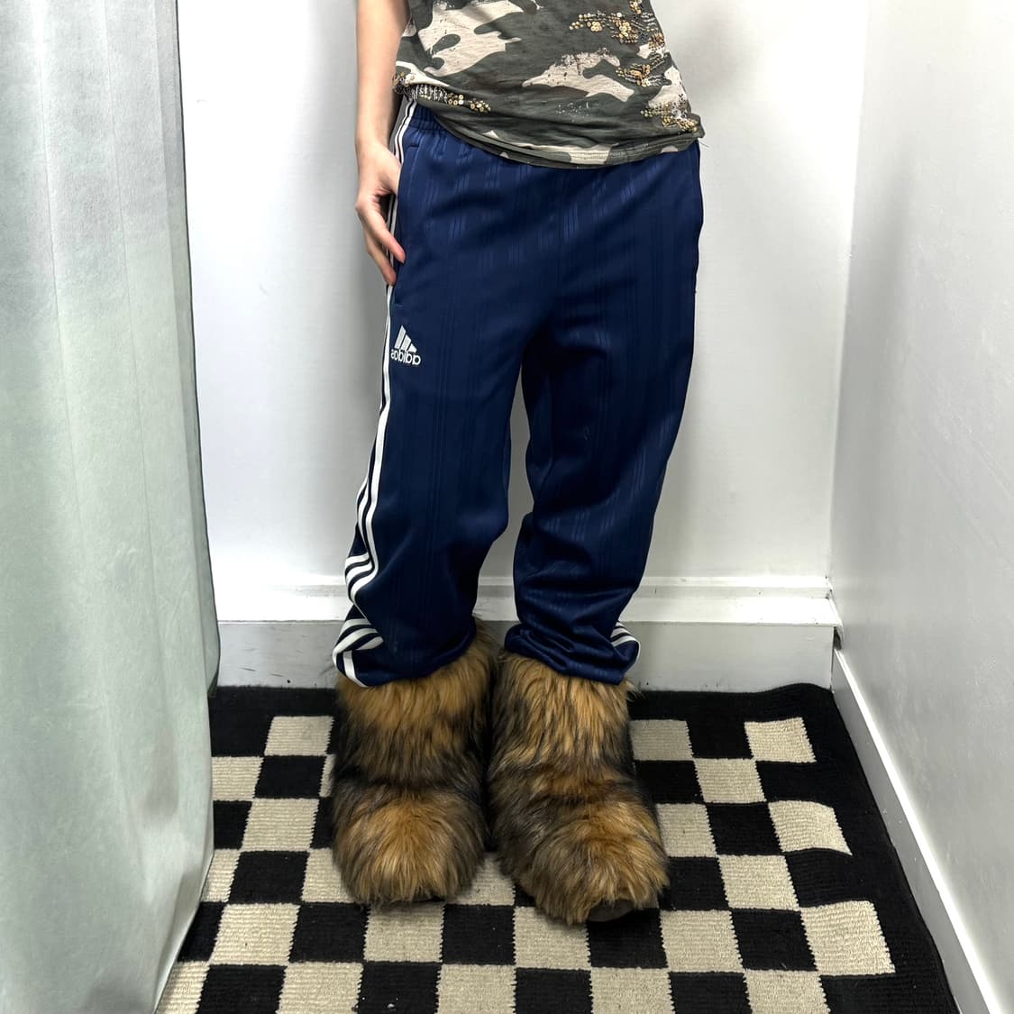 아디다스 블루 스트라이프 트랙팬츠 상품이미지2