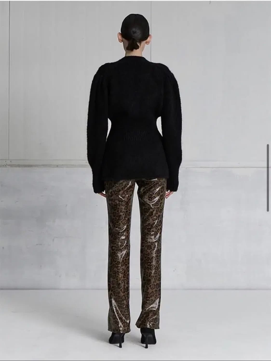 르비에르LVIR 립드 웨이스트 가디건 상품이미지5