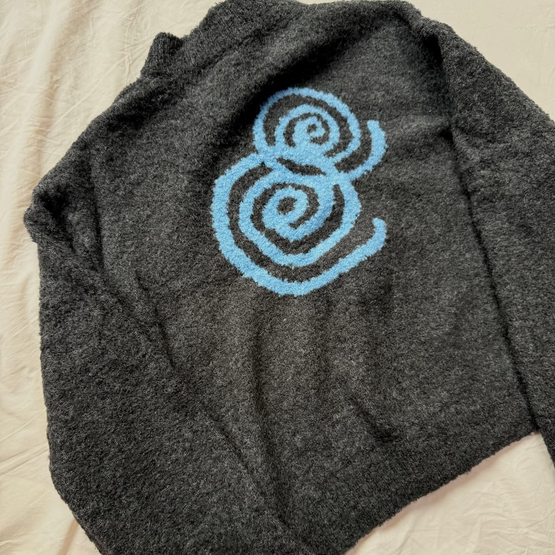 엔조블루스 부클 크롭 니트 집업 차콜 상품이미지2