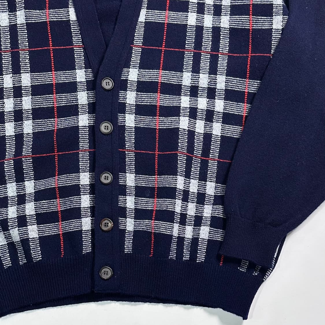 버버리 노바체크 울 니트 가디건 상품이미지3