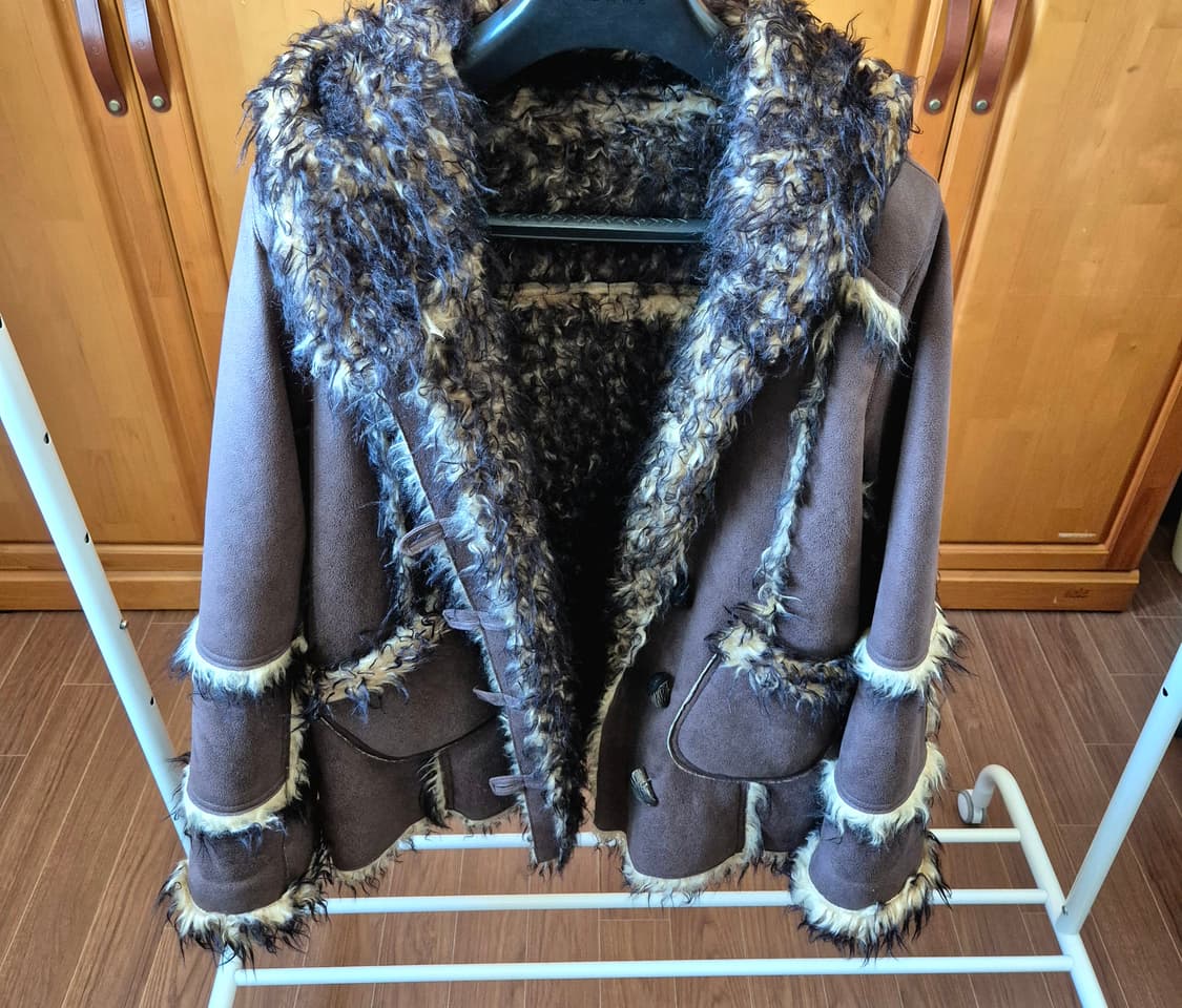 Perverze vegan leather hoodie teddy coat 상품이미지9