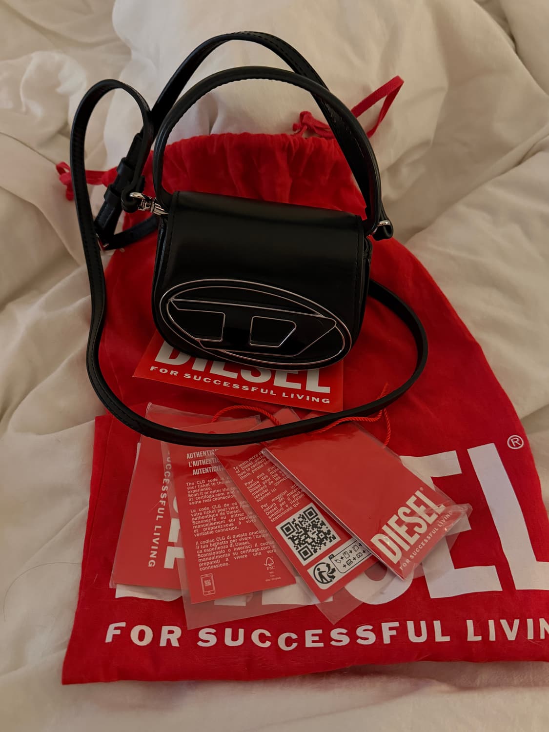 디젤 1DR 미니백 블랙 판매 상품이미지1