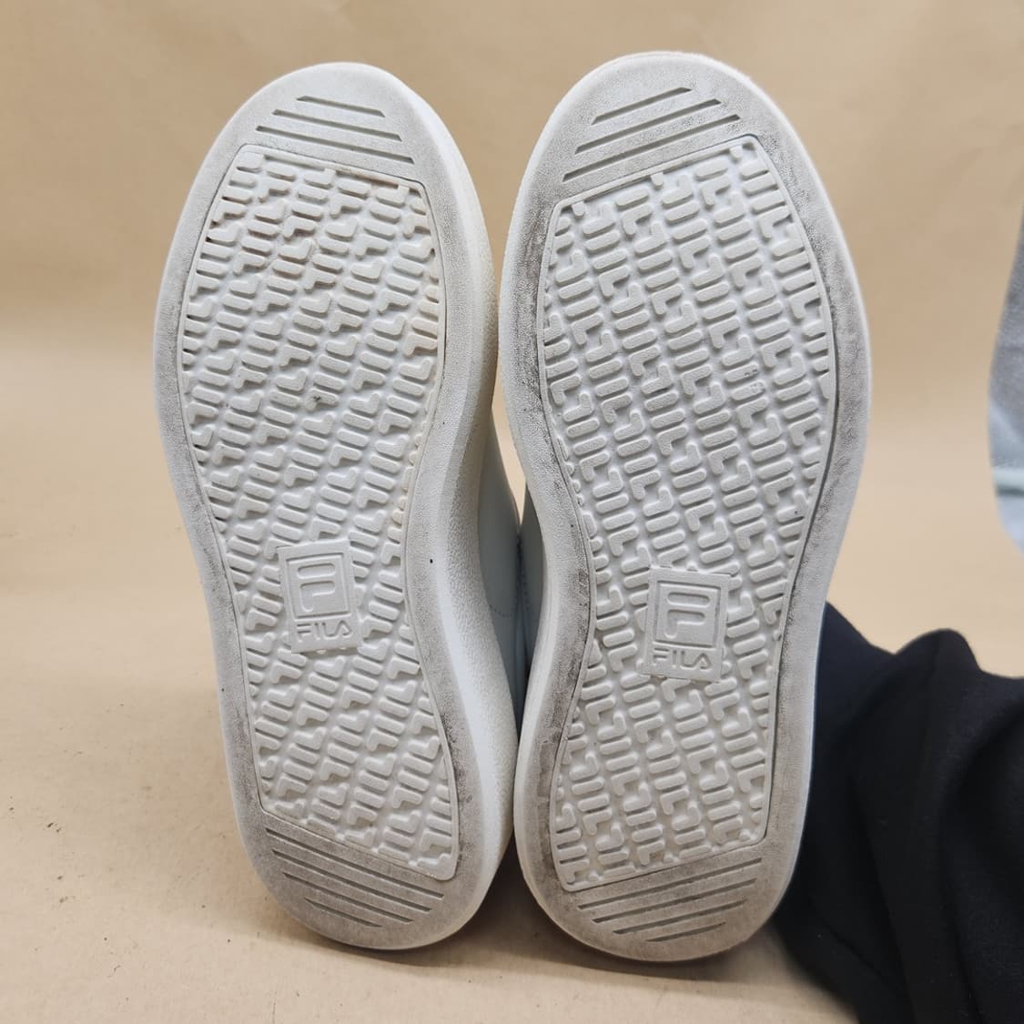 휠라 코트블라스트 여성운동화240 상품이미지3