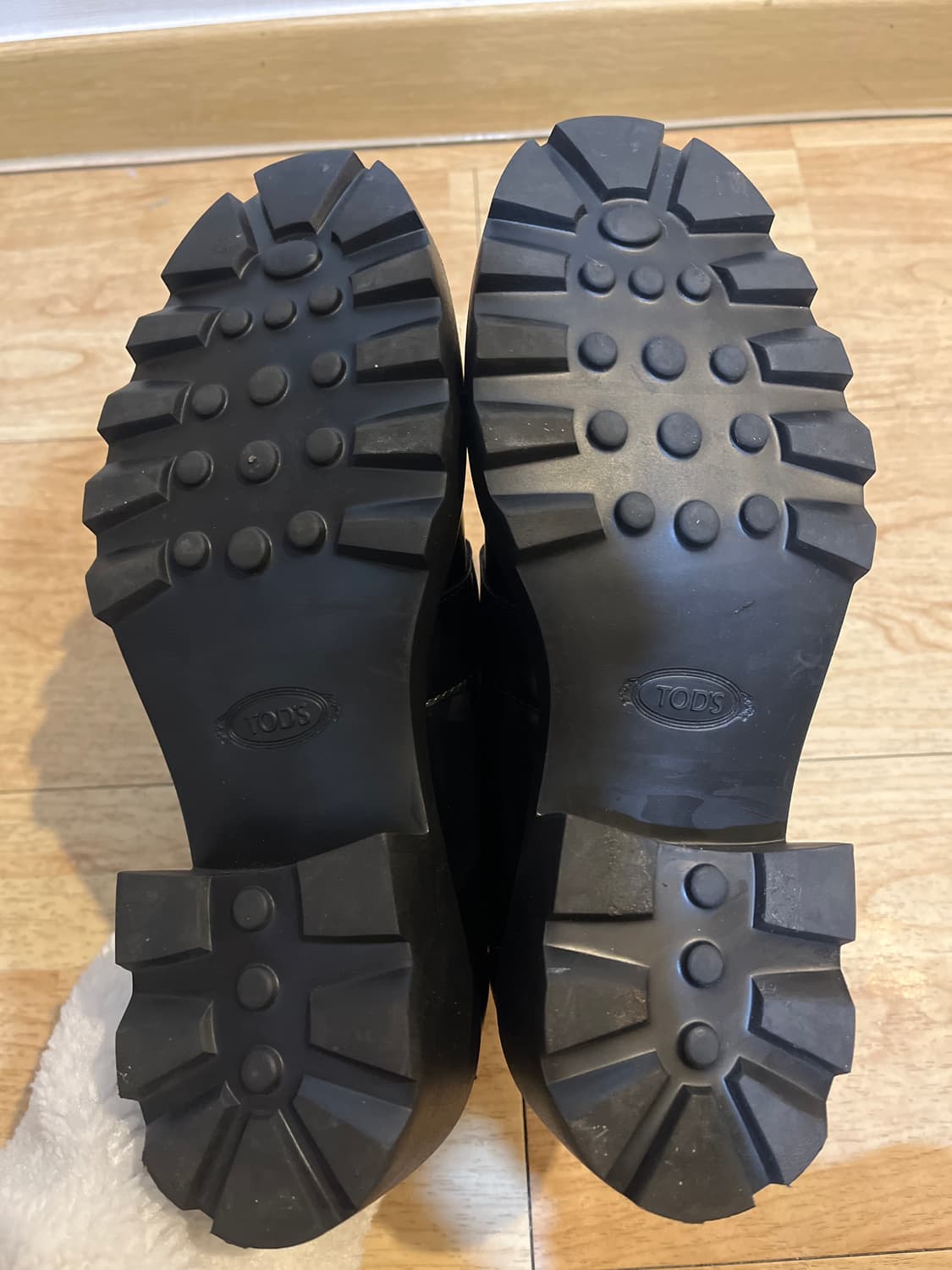 (245~250mm) 토즈 로고 플라크 로퍼 상품이미지9