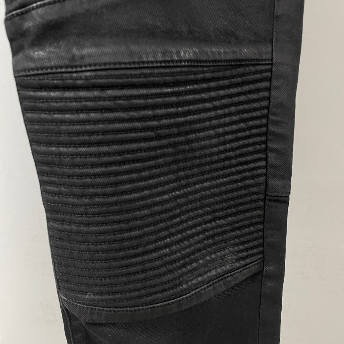 마르셀로불론 코팅 바이커 팬츠 32 상품이미지4