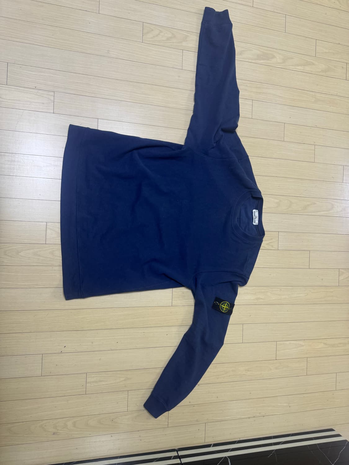 스톤아일랜드 맨투맨 상품이미지1