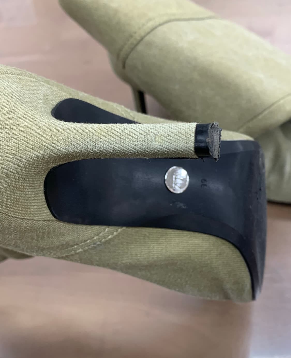 자라 포켓 데님 부츠 카키색 상품이미지5