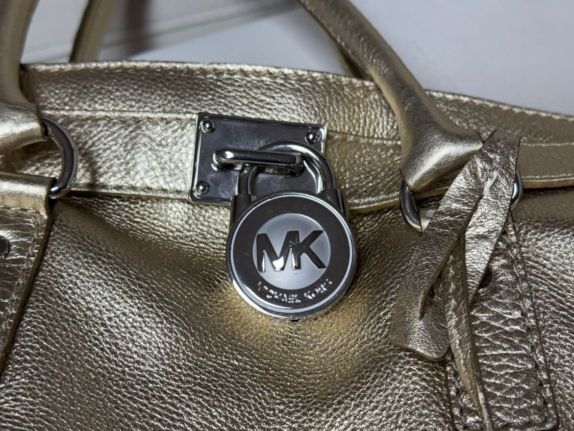 (새상품)마이클 코어스 해밀턴 가죽 토트 숄더백 골드 상품이미지8