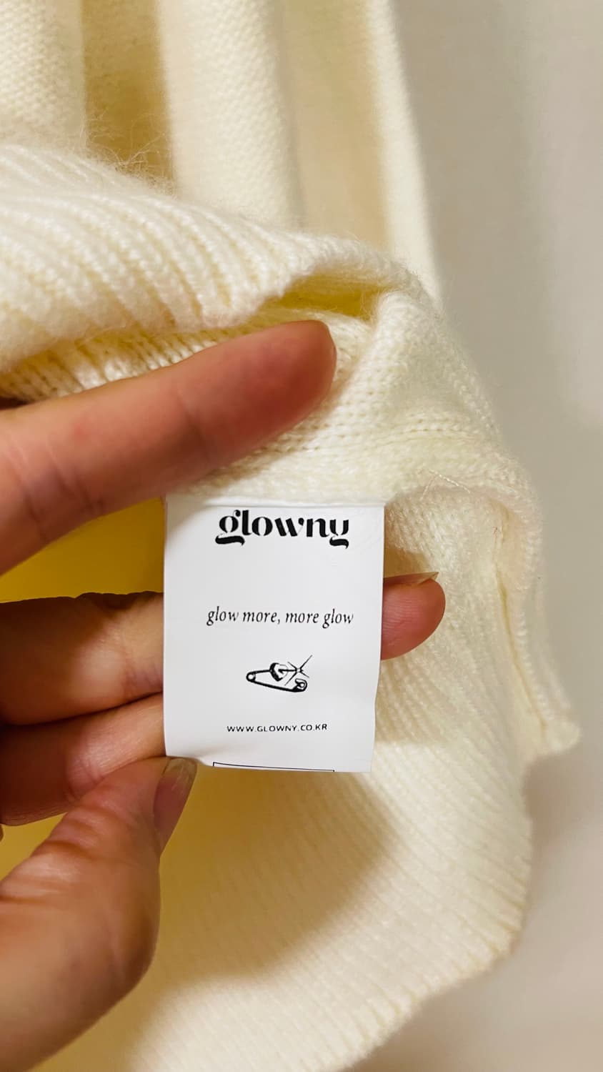 새상품) 글로니 Glowny 섈리 16플라워 꽃자수 아이보리 니트 정가  상품이미지6