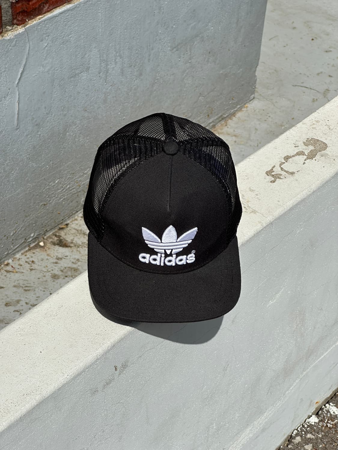 [F] 아디다스 로고 블랙 메쉬 스냅백 모자 상품이미지1