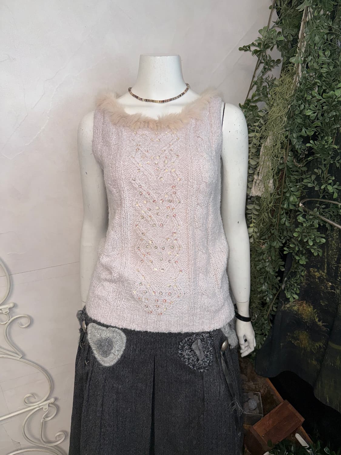 Baby pink mohair rabbit fur trimming 나시 상품이미지5