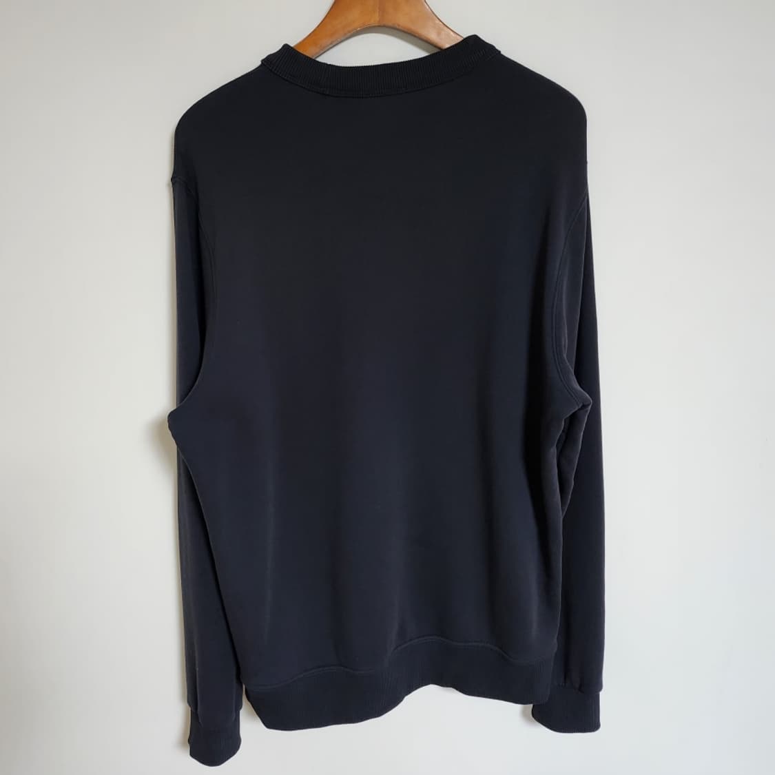 [S] 버버리 네이비 컨트라스트 로고 맨투맨 8022310 상품이미지6