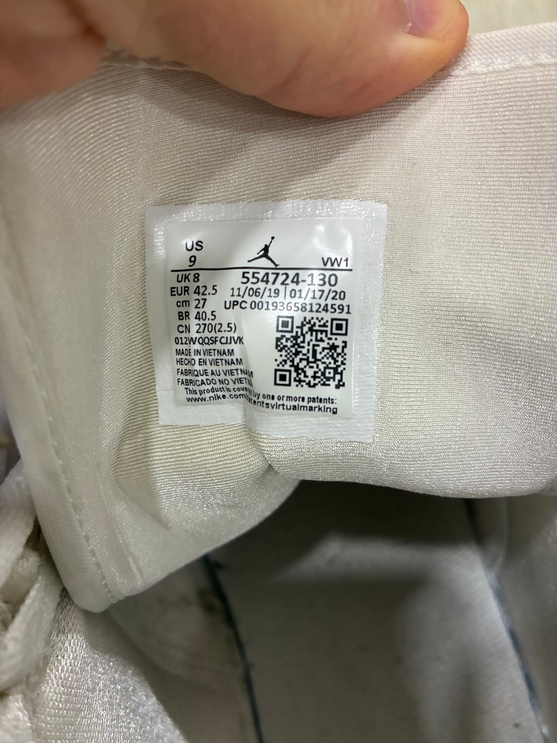 나이키 조던 1 미드 트리플 화이트 270 상품이미지4